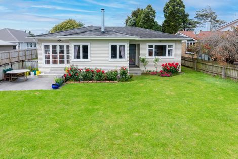Photo of property in 1 Carr Street, Tuakau, 2121