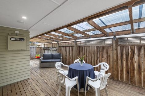 Photo of property in 83 Sturges Road, Henderson, Auckland, 0612