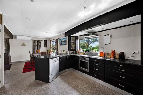 Photo of property in 16 Ropata Street, Hawera, 4610