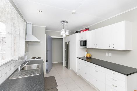 Photo of property in 41 Yvonne Street, Melville, Hamilton, 3206