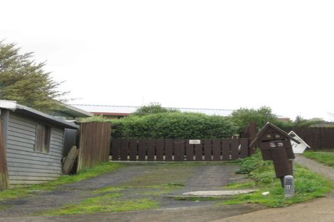 Photo of property in 2/8 Inca Place, Red Hill, Papakura, 2110