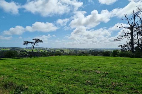 Photo of property in 210 Amreins Road, Taupaki, Henderson, 0782