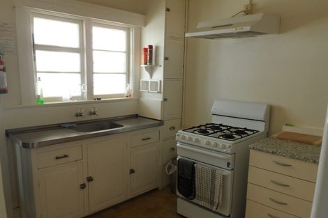 Photo of property in Astoria Flats, 365 The Terrace, Te Aro, Wellington, 6011