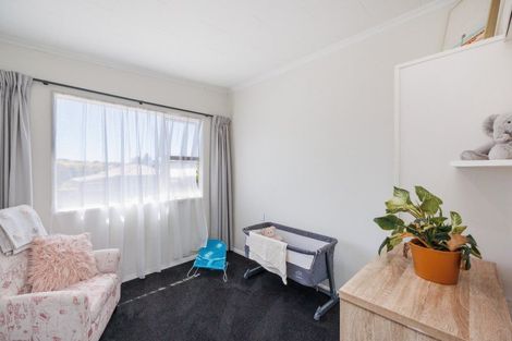 Photo of property in 8 Milne Street, Sanson, 4817