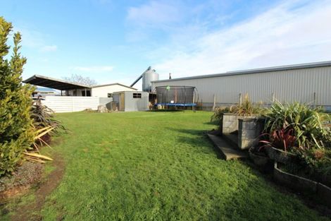 Photo of property in 168 Mackenzie Street, Winton, 9720