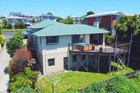 Photo of property in 47 Crownhill Street, Spotswood, New Plymouth, 4310