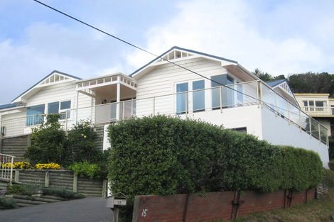 Photo of property in 15 Beacon Hill Road, Strathmore Park, Wellington, 6022