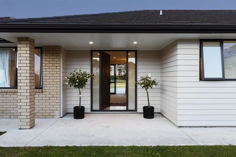 Photo of property in 1 Three Oaks Drive, Dairy Flat, Albany, 0794