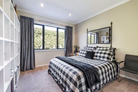 Photo of property in 7b Royal Heights, Glen Avon, New Plymouth, 4312