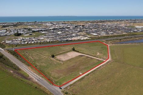 Photo of property in 227 Parton Road, Papamoa, Te Puke, 3187