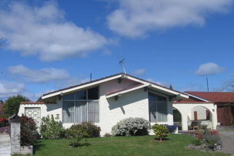 Photo of property in 2/33 Oregon Drive, Rainbow Point, Taupo, 3330