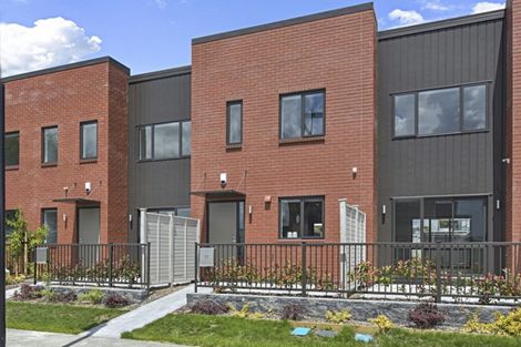 Photo of property in 22 Pepene Avenue, Takanini, 2112