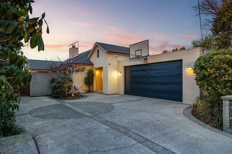 Photo of property in 252 Waimairi Road, Ilam, Christchurch, 8041