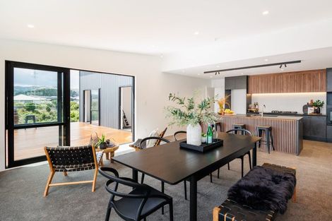 Photo of property in 26 Silicon Way, Fitzherbert, Palmerston North, 4410