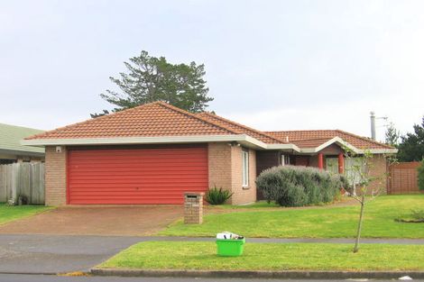 Photo of property in 5 Davington Way, Burswood, Auckland, 2013