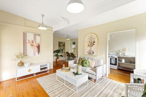 Photo of property in 55 Ngapaki Street, Waikanae Beach, Waikanae, 5036