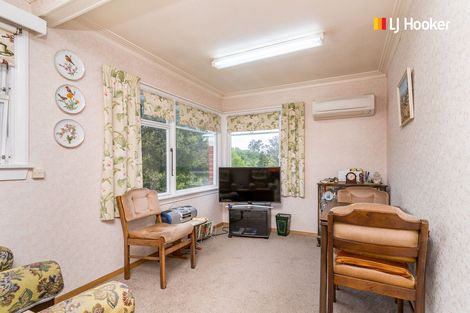 Photo of property in 35 Glen Road, Mornington, Dunedin, 9011