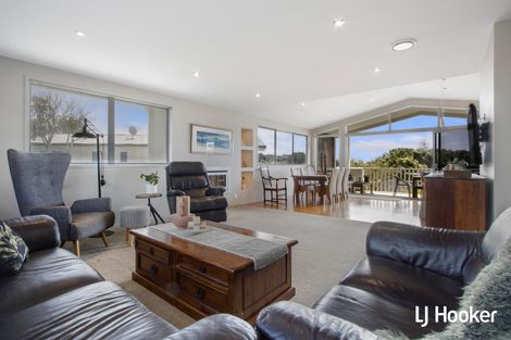 Photo of property in 28 Reo Crescent, Waihi Beach, 3611