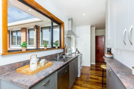 Photo of property in 63 Kashmir Avenue, Clouston Park, Upper Hutt, 5018