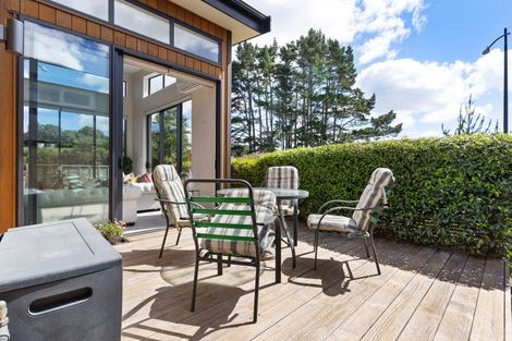 Photo of property in 36 Matahae Drive, Flat Bush, Auckland, 2019