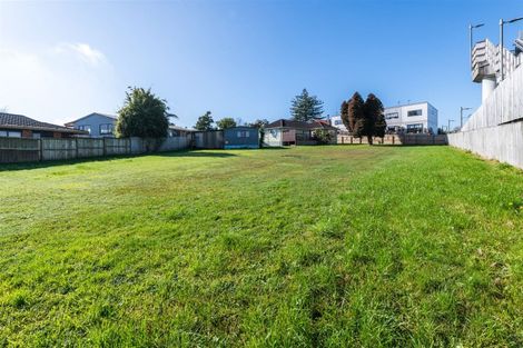 Photo of property in 2a Brandon Road, Glen Eden, Auckland, 0602