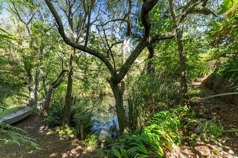 Photo of property in 223 Heatherlea East Road, Levin, 5571