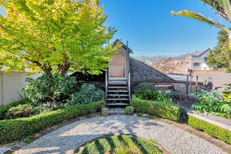 Photo of property in 26 Church Street, Devonport, Auckland, 0624