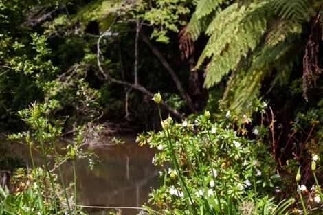 Photo of property in 73c Heta Road, Highlands Park, New Plymouth, 4312