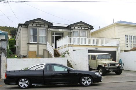 Photo of property in 44 Eden Street, Island Bay, Wellington, 6023