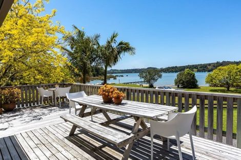 Photo of property in 34 Martin Road, Matakana, Warkworth, 0985