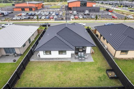 Photo of property in 34 Eileen Way, Rolleston, 7615