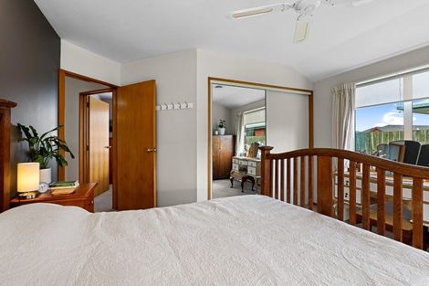 Photo of property in 13 Oldham Place, Darfield, 7510
