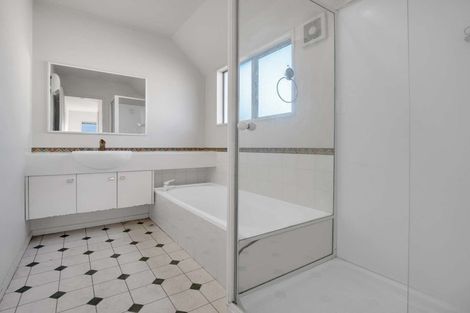 Photo of property in 1/61 Champion Street, Edgeware, Christchurch, 8013