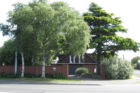 Photo of property in 268 Yaldhurst Road, Avonhead, Christchurch, 8042