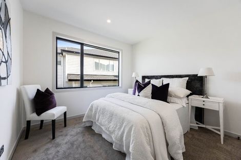 Photo of property in 32 Grut Greens, Silverdale, 0932