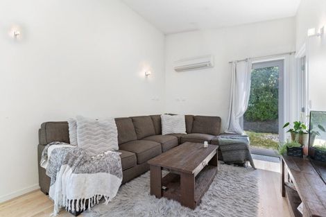 Photo of property in 10 Widgeon Place, Lake Hayes, Queenstown, 9304