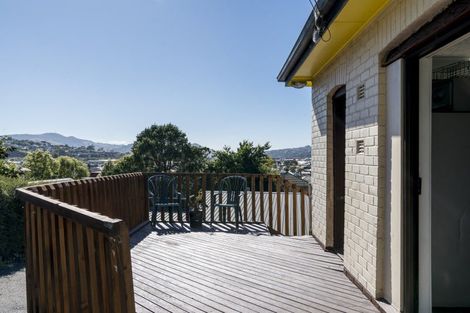 Photo of property in 35 Easther Crescent, Kew, Dunedin, 9012