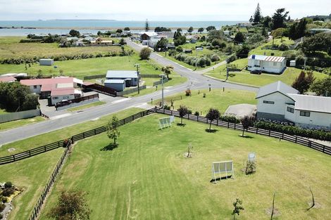 Photo of property in 83 Spencer Avenue, Maketu, Paengaroa, 3189