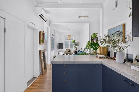 Photo of property in 6 Outram Street, Ahuriri, Napier, 4110