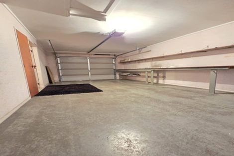Photo of property in 1/10 Clevedon Road, Papakura, 2110