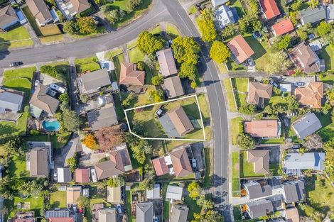 Photo of property in 14 Rehia Road, Massey, Auckland, 0614