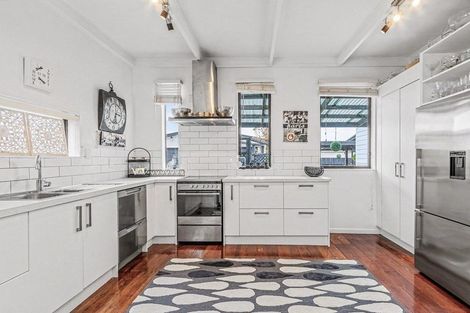 Photo of property in 18 Godwin Crescent, College Estate, Whanganui, 4500