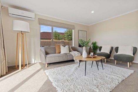 Photo of property in 17 Coles Cove, Papamoa Beach, Papamoa, 3118