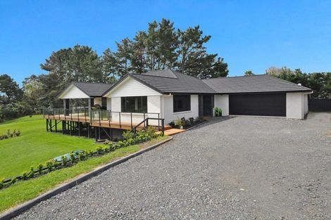 Photo of property in 18a Awhitu Road, Waiuku, 2683