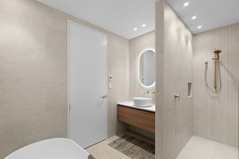 Photo of property in 17 Plynlimon Road, Fendalton, Christchurch, 8052