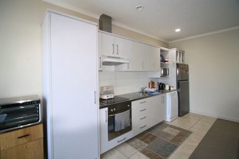 Photo of property in 2/38 Maratahu Street, Westown, New Plymouth, 4310