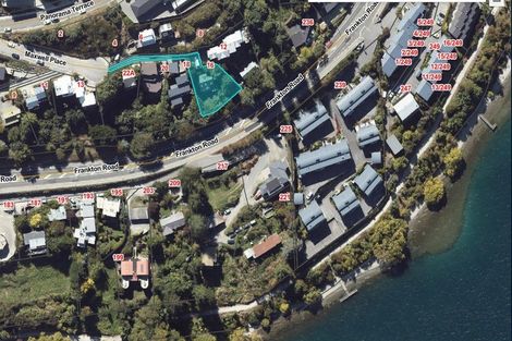 Photo of property in 16 Maxwell Place, Queenstown, 9300