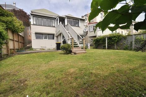Photo of property in 108a Austin Street, Mount Victoria, Wellington, 6011