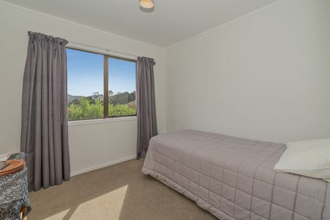 Photo of property in 2a Pohutukawa Grove, Whitianga, 3510