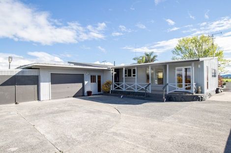 Photo of property in 108 Pipiroa Road, Ngatea, 3503